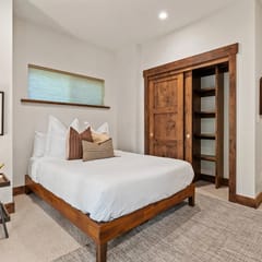 *NEW Pet Friendly Prosser Tree Haus | Hiking Retreat