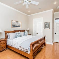 The Southern House | Canal View & Pet Friendly