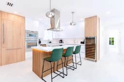 Designer Pool Home • Near Las Olas • Sleeps 10