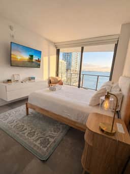 Bayfront Serenity - Image 3