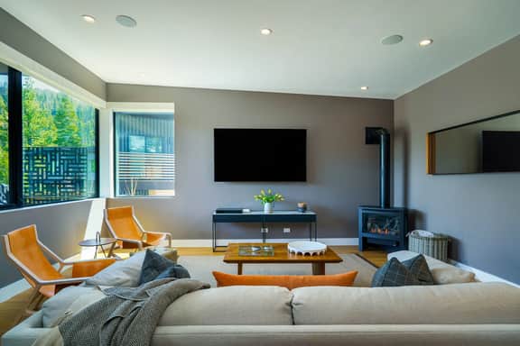 High Style and Stoke | Hot Tub & Pet Friendly