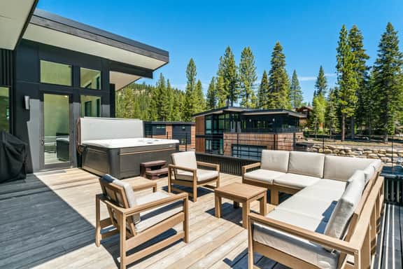 Peak Performance Home at Palisades - Saltwater Hot Tub