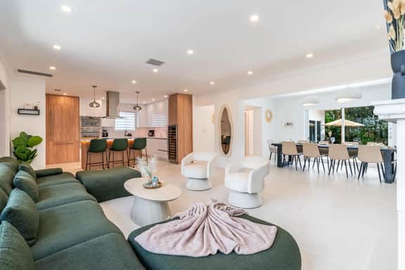 Las Olas Villa - Image 4