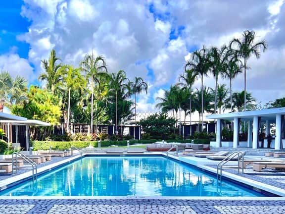 NEW | Luxe Biscayne Bay View - Image 4