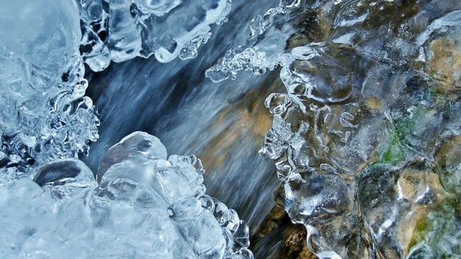 Stay Cool and Hydrated During August Travels